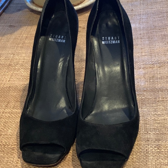 Stuart Weitzman - Picture 4 of 7